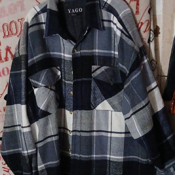 Blue and White Casual Button Down Shirt with Plaid Pattern - Picture 1 of 1